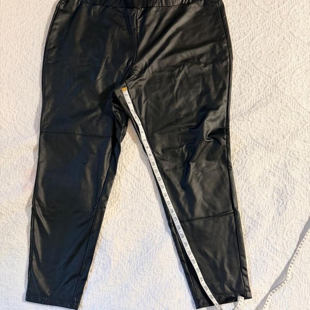 Ava-viv Women's Black Leggings